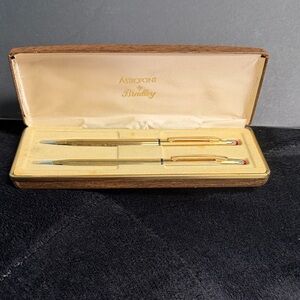 VINTAGE 60’s PEN & PENCIL SET BY ANSON IN A ASTROPOINT BY BRADLEY FAUX WOOD CASE